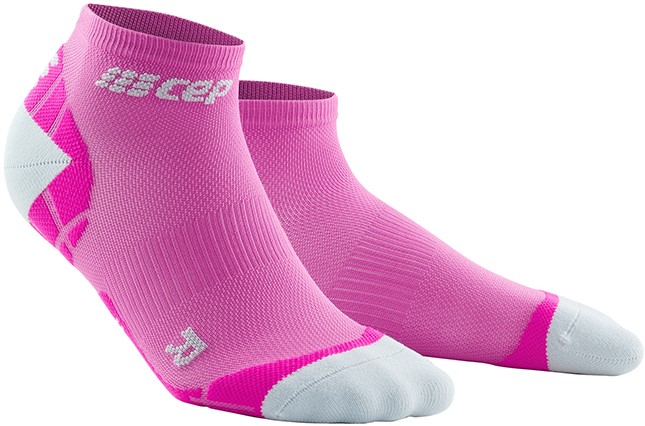 CEP dámské kotníkové běžecké kompresní ponožky ULTRALIGHT - pink / light grey II (EUR 34-37)