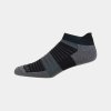 inov8 active low sock black cerna 2