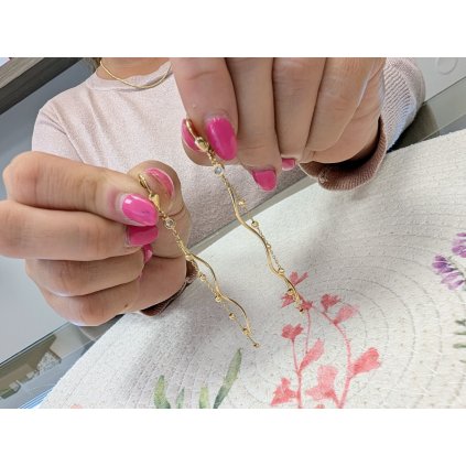 Zlaté visací kroucené náušnice s kuličkami (Ryzost 14kt (585/1000), Váha 2,85 g)