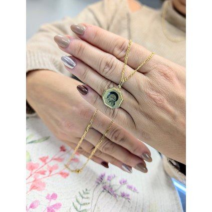 Zlatý řetízek s přívěskem se svatým vzorem (Ryzost 14kt (585/1000), Váha 3,40gr)