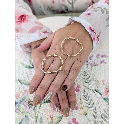 Zlaté točené hladké kruhy