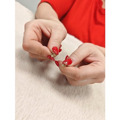 Dámské zlaté náušnice Srdce v srdci 0,95 g (Ryzost 14kt (585/1000), Váha 0,95 g)