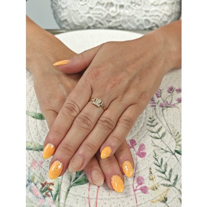 Zlatý prsten Korunka (Ryzost 14kt (585/1000), Velikost prstenu 58, Váha 1,73 g)