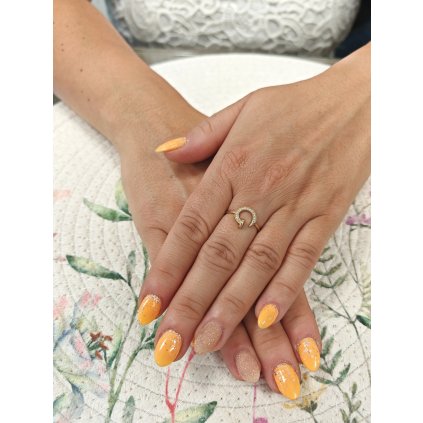 Zlatý prsten s módním vzorem (Ryzost 14kt (585/1000), Velikost prstenu 52, Váha 1,15 g)