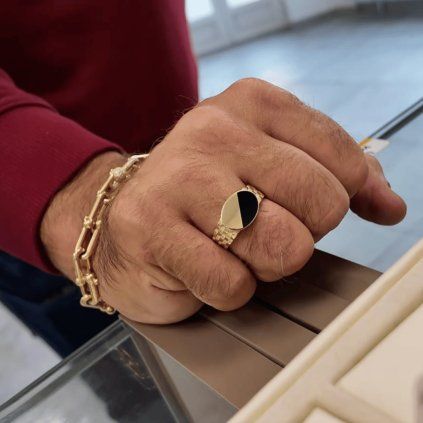 zlatý pánský prsten