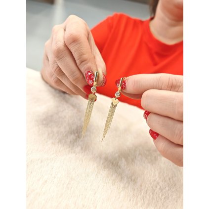 Zlaté dámské náušnice 6.5cm zdobené srdci