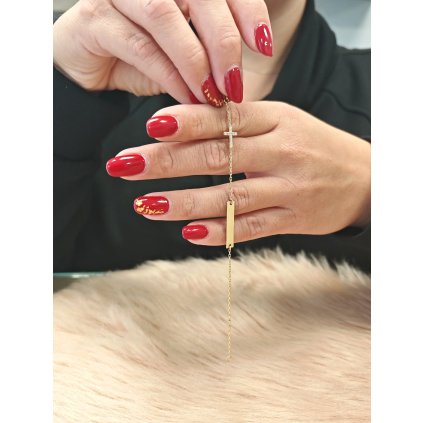 Zlatý náramek dětský zdobený křížkem s kamínky