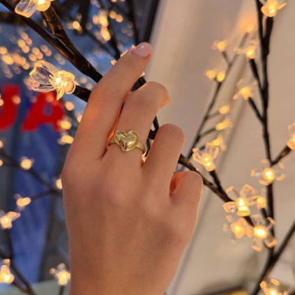 dámský zlatý prsten belagry srdce