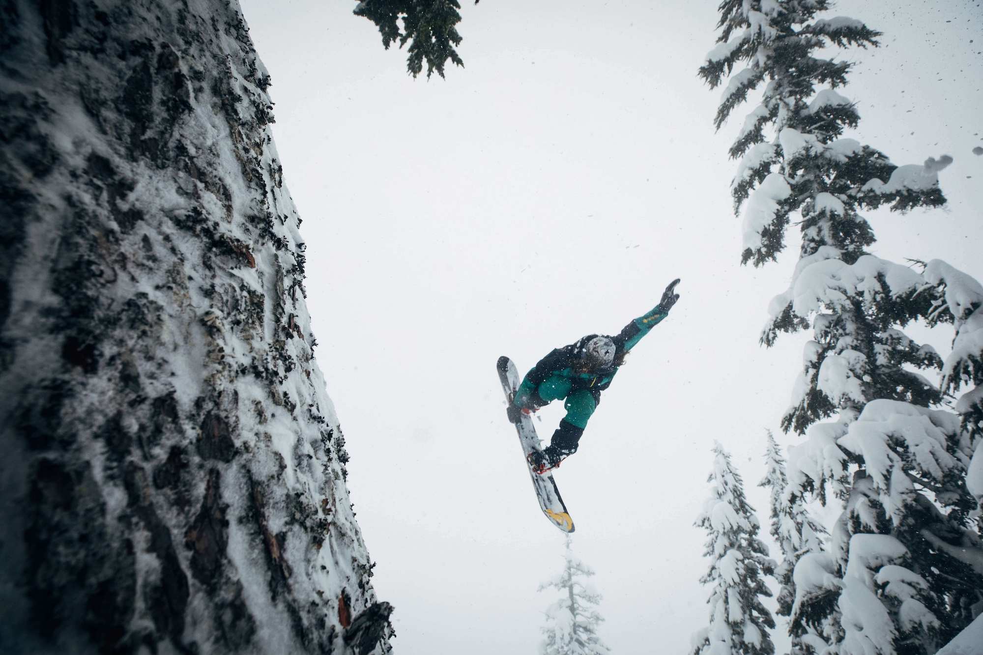 Správna dĺžka, šírka, typ: Ako vybrať snowboard, aby ste využili potenciál dosky na maximum