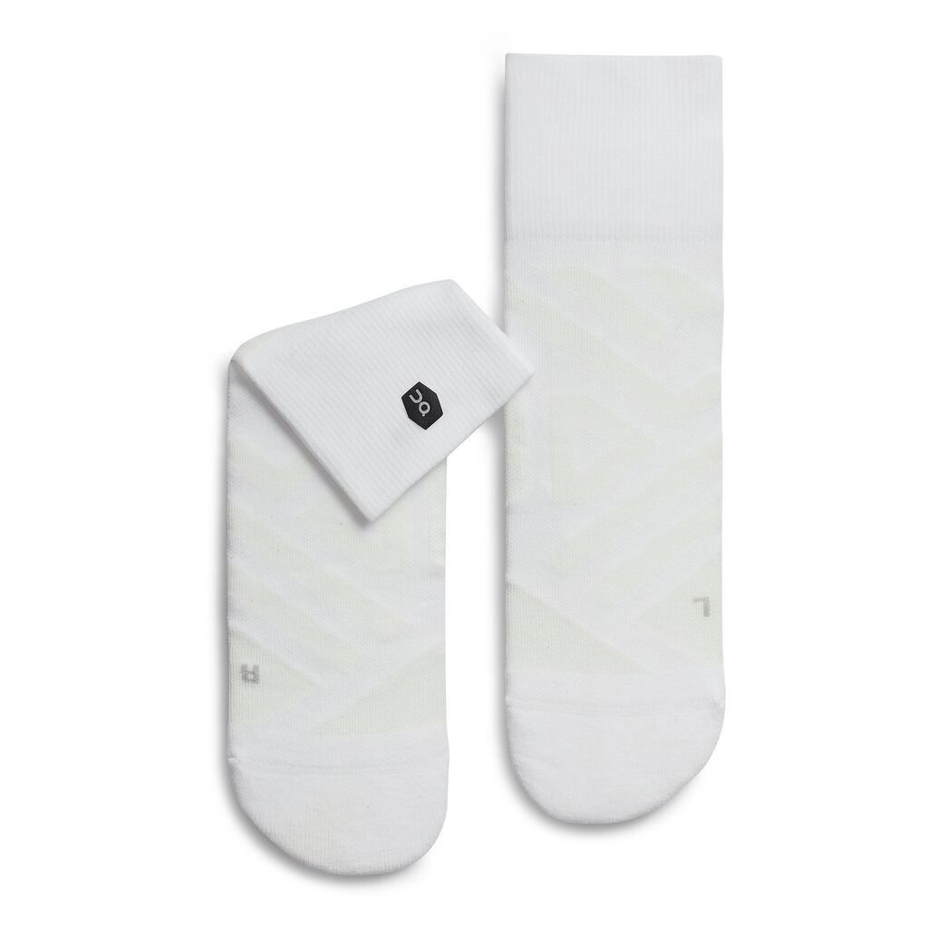 On Running ponožky Performance Mid Sock M white ivory Velikost: 44-45