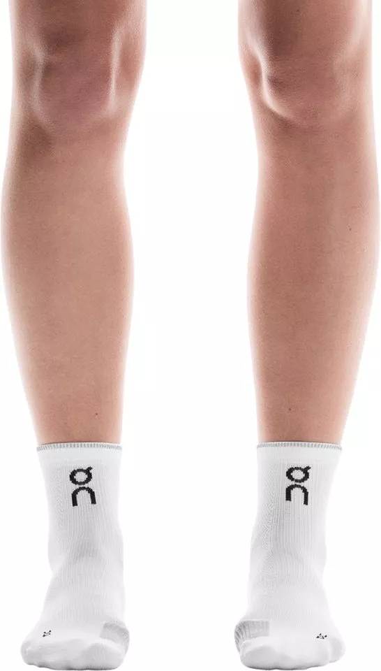 On ponožky Performance Run Sock Mid white glacier Velikost: L