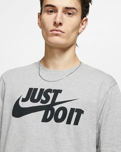Nike tričko Nsw Just Do It Swoosh dark grey Velikost: M