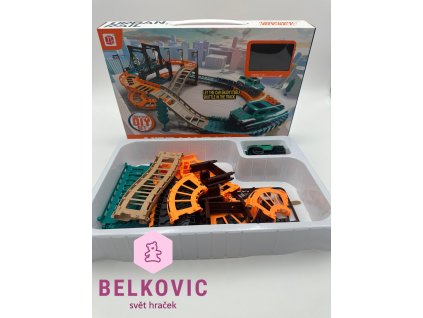 Urban Rail – závodní dráha s terénním autíčkem