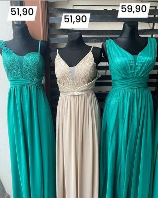 ✨ Zažiarte na plese aj na každej zábave! ✨ Elegantné plesové šaty, ktoré zvýraznia Vašu ženskosť a premenia každý večer na...