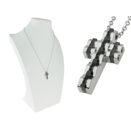 Retiazka s príveskom kríž v strieborno čiernom prevedení
