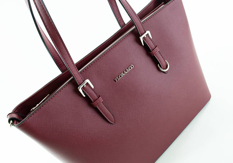 Bordová kabelka – krásna a štýlová