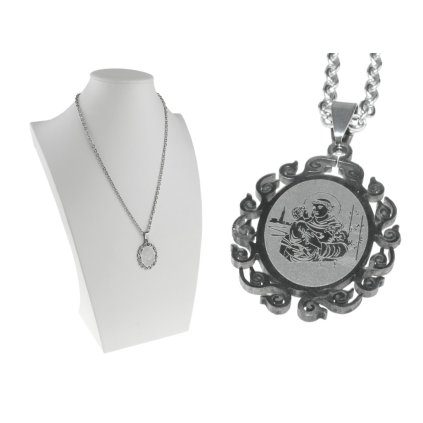 Retiazka s oválnym príveskom svätý Jozef s dieťaťom