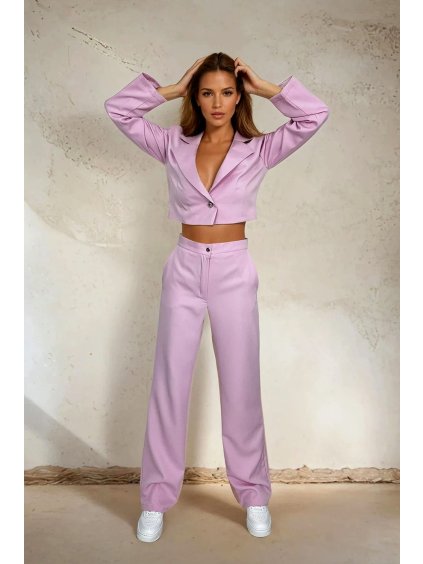Elegantní dámský kostým barva PUDROVĚ RŮŽOVÁ