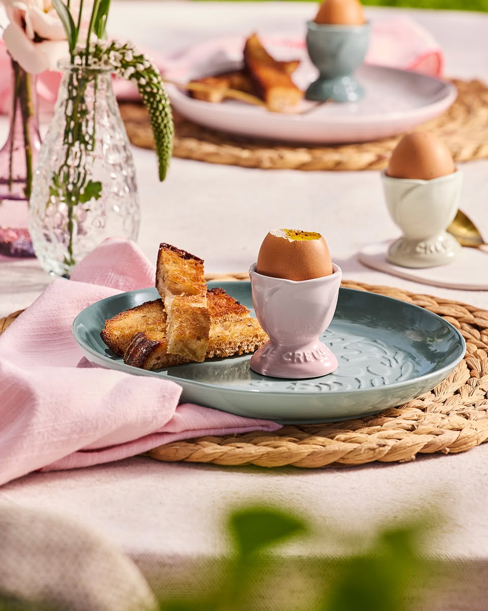 lecreuset-jardin-stojany-na-vajicka