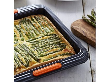 25851 le creuset plech na pecenie 23x23 cm