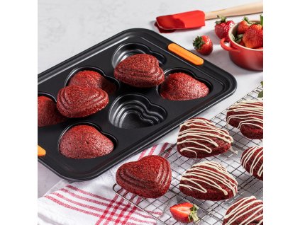 Le Creuset plech na pečenie 6 foriem v tvare srdca