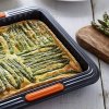 25851 le creuset plech na pecenie 23x23 cm