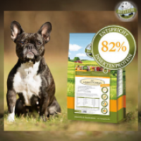 Hmyzí protein? Nepotřebuje můj pes skutečné maso?