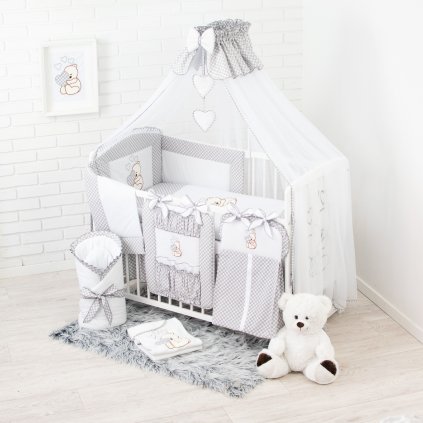 18 dílů. Dětská postýlka TIMMI. Krásné šedé povlečení pro chlapce nebo dívku. Povlečení pro děti. Medvídek se srdíčky.