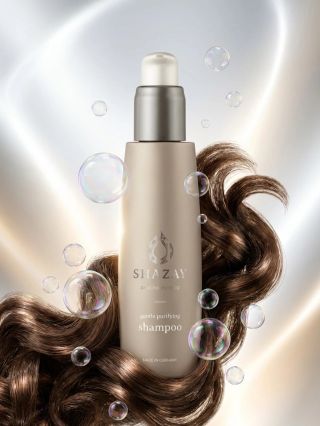 Už čoskoro na našej webovej stránke! Luxus pre vaše vlasy 🤩 SHAZAY Jedinečná kombinácia vody filtrovanej diamantmi a...