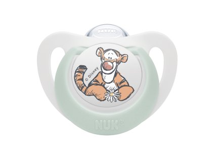 NUK Cumlík Disney Macko Pú v boxe, biely 6-18m (Varianta NUK Cumlík Disney Macko Pú v boxe, biely 6-18m)