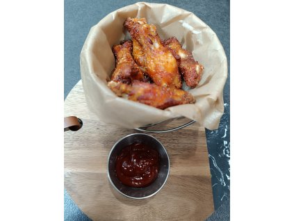 Pikantné krídelká, dresing