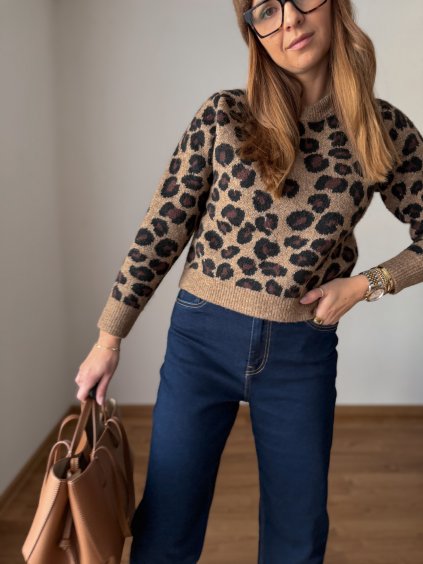 Leopardí svetr