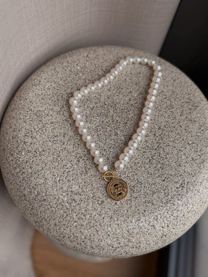 Perlový náhrdelník