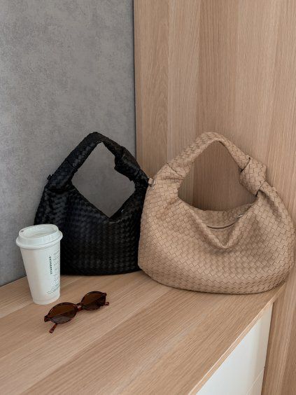 Proplétaná kabelka MOTT