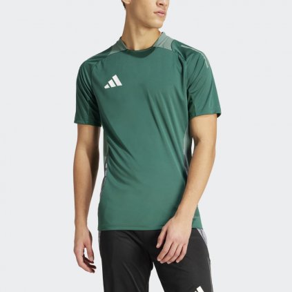 IS1655 5 APPAREL On Model Front View grey