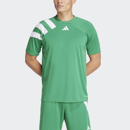 IT5655 4 APPAREL On Model Front View grey