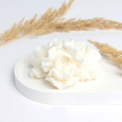 Sójová svíčka ve tvaru květu irisu