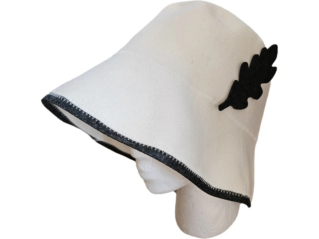 Do sauny v klobouku nebo čepici? To jako vážně!?