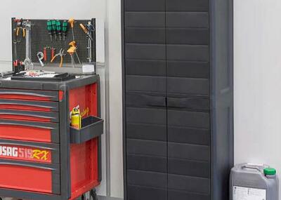 Závěsné skříňky do garáže nebo dílny