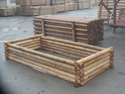 15814 vyvyseny zahon dreveny 100 x 40 x 250 cm
