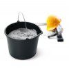 21913 2 kybl vedro plastove stavebni s nalevkou barva cerna 20 litru