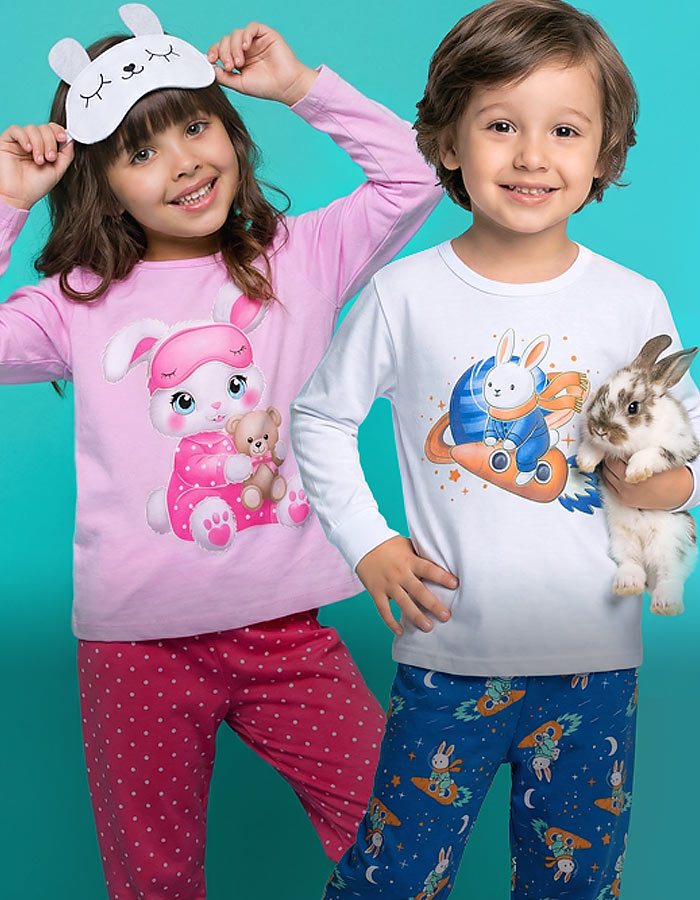 SVÍTÍCÍ PYŽAMA - BENITO.CZ