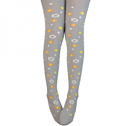 divci puncochace kvitky sede