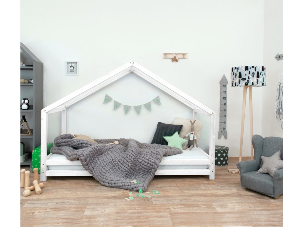 childrens house bed