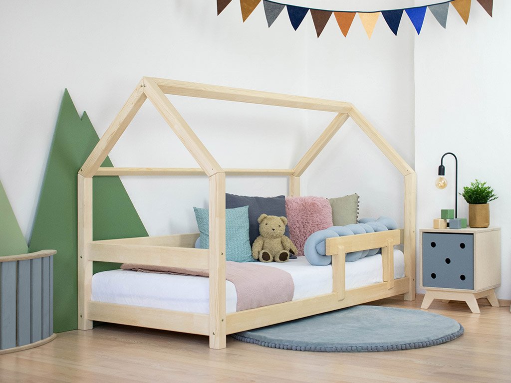 Dětská postel domeček TERY s bočnicí Přírodní