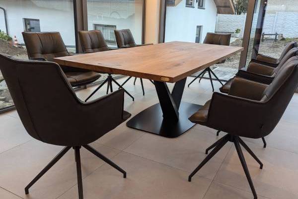 Minimalismus a dřevo: harmonie moderního bydlení