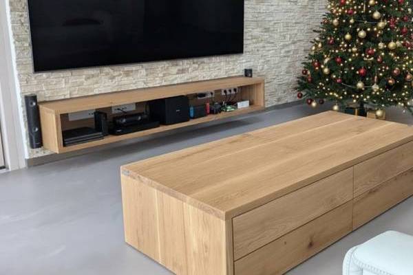 Konferenční stolek z masivu: malý kus nábytku s velkým efektem