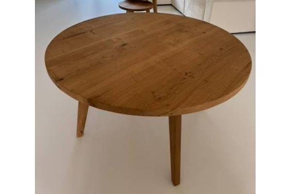 jidelni_stul_oculus_benoble