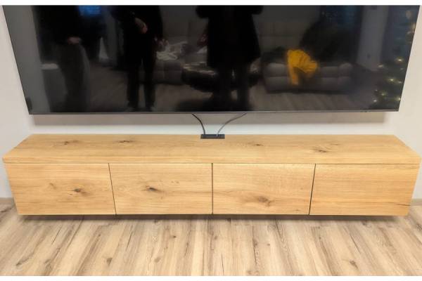 tv_komoda_stolek_benoble