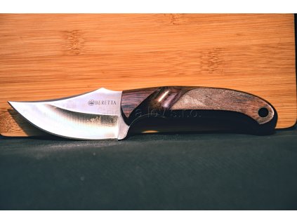 Nůž Beretta dřevo stahovací